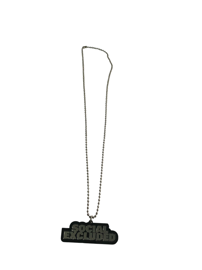 SOCIALNECKLACE